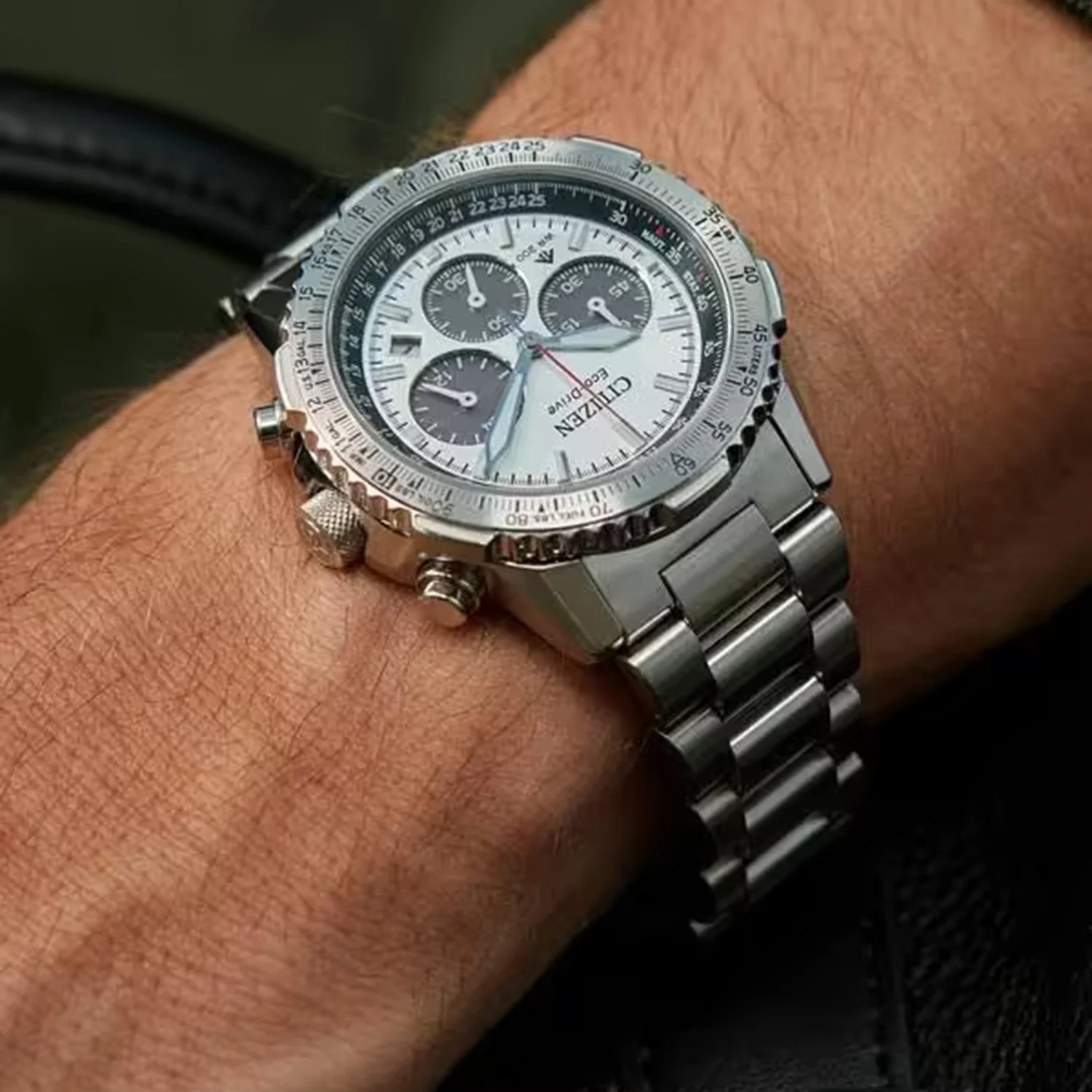 Promaster Sky Men Eco-Drive White Dial Chronograph Stainless Steel Watch CA4660-61A - Image 4