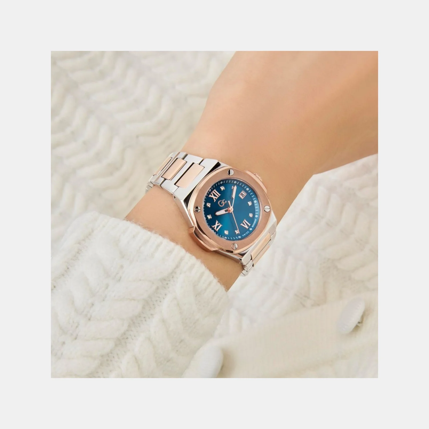 Gc Coussin Shape Mini Women Quartz Blue Dial Analog Stainless Steel Watch Z12011L7 - Image 5