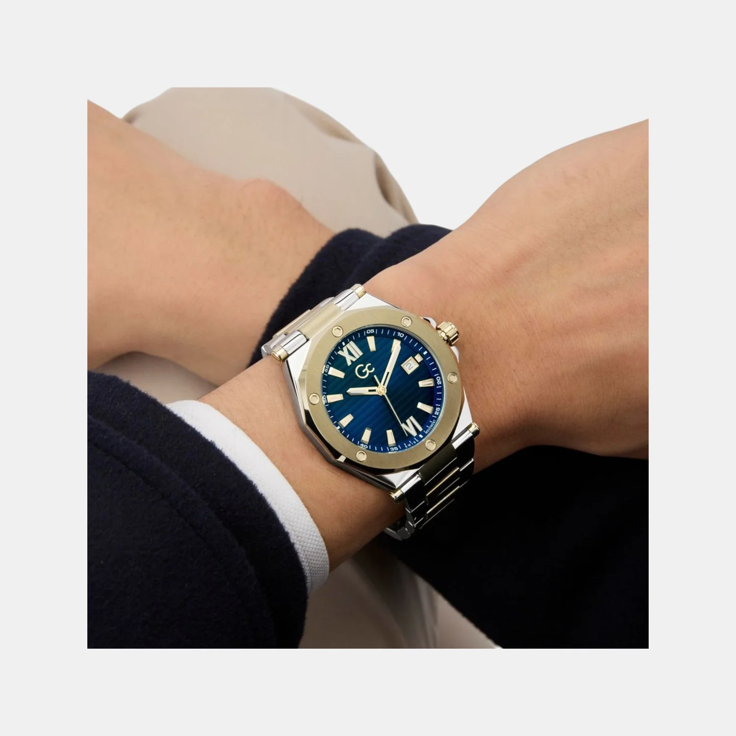 Gc Legacy Sleek Men Quartz Blue Dial Analog Stainless Steel Watch Z67003G7 - Image 6