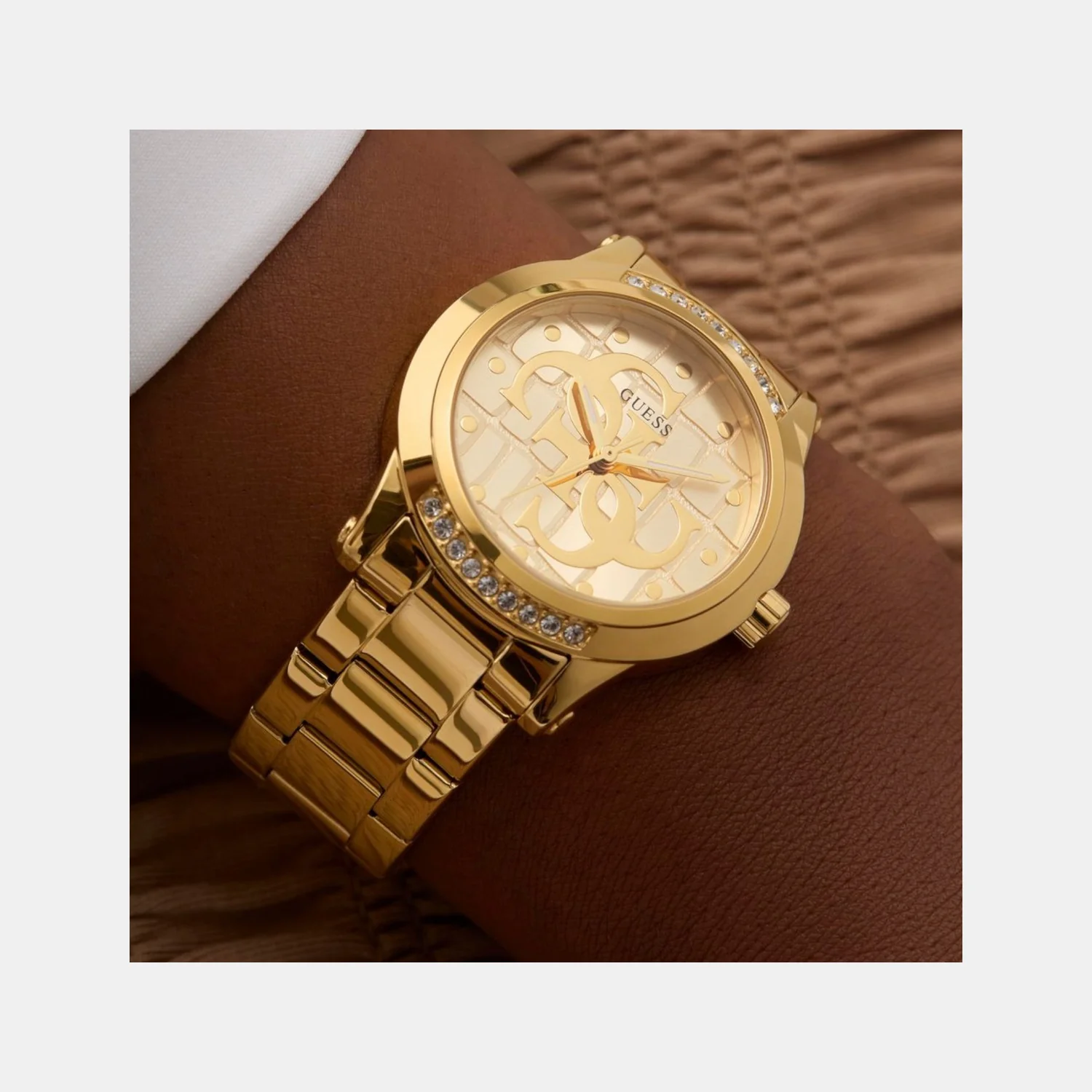 Annette Women Quartz Champagne Dial Analog Stainless Steel Watch GW0861L2 - Image 3