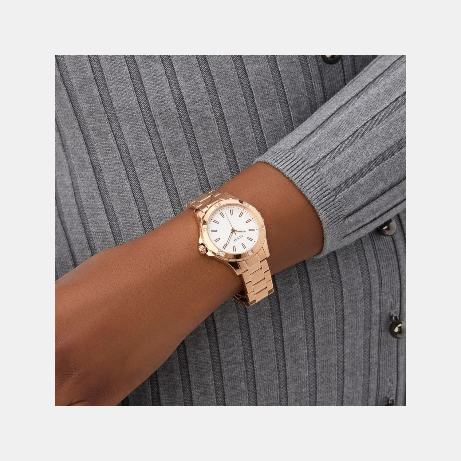 Mist Women Quartz White Dial Analog Stainless Steel Watch GW0948L5 - Image 5