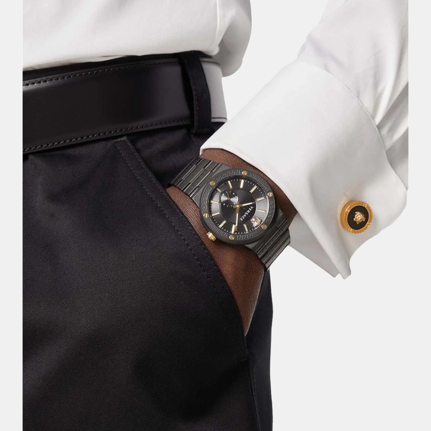 Men Quartz Black Dial Analog Stainless Steel Watch VEVI00620 - Image 4